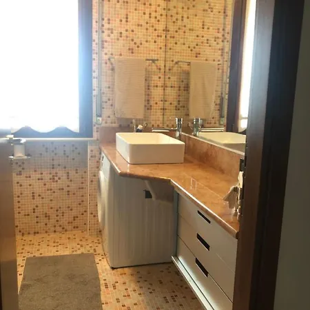 Direttamente A Appartement